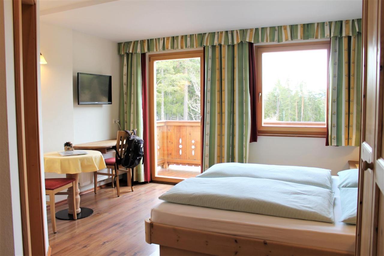 Hotel Landgasthof Laerchenwald Collepietra  Εξωτερικό φωτογραφία