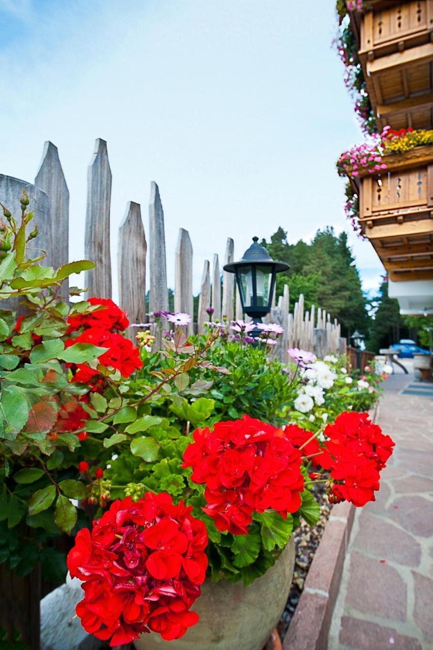 Hotel Landgasthof Laerchenwald Collepietra  Εξωτερικό φωτογραφία