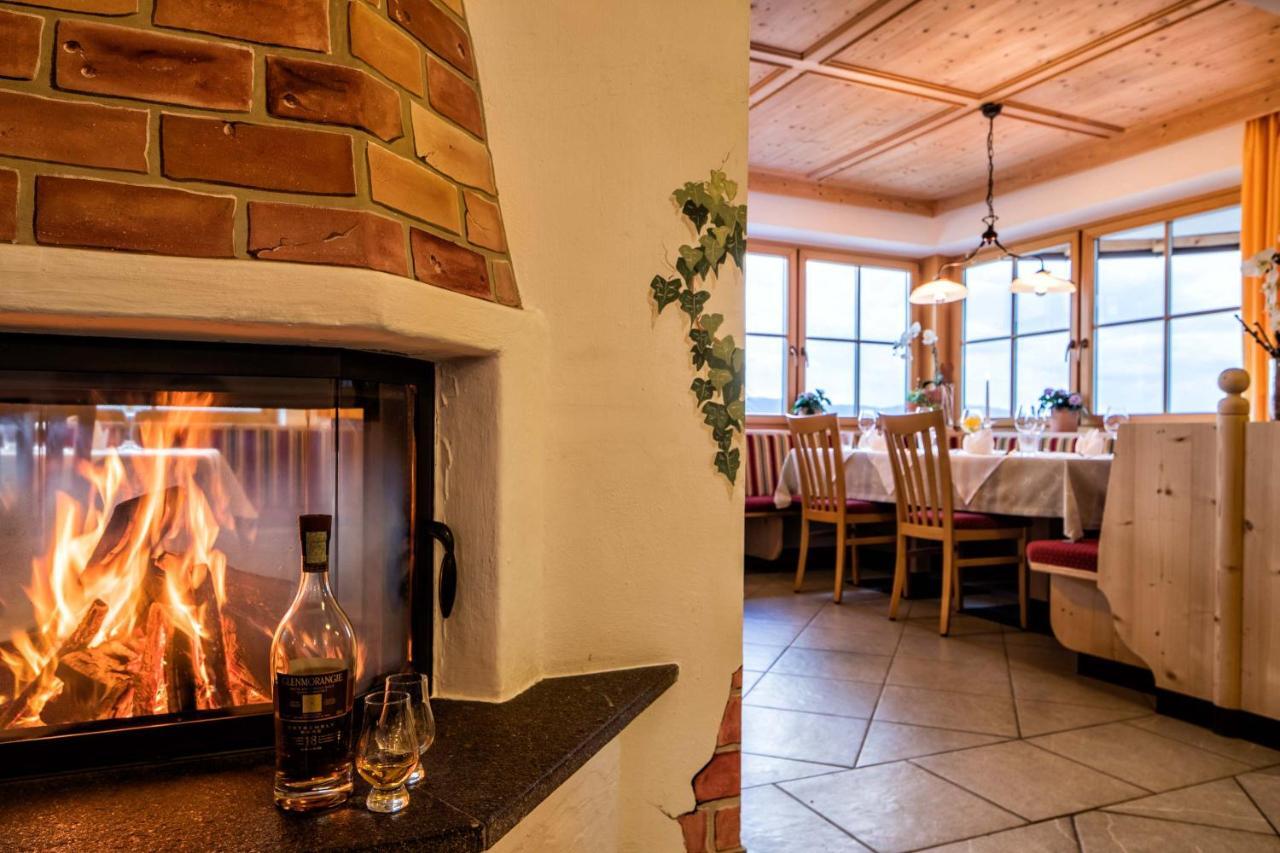Hotel Landgasthof Laerchenwald Collepietra  Εξωτερικό φωτογραφία